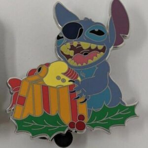 Disney Stitch 2020 Holiday Christmas Reveal Conceal LE Pin