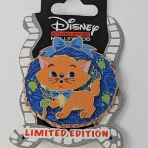 Toulouse The Aristocats Cats Holiday Wreath Candy Cane Disney DSSH LE Pin