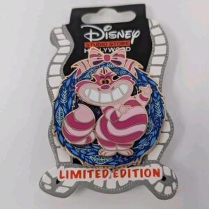 Cheshire Cat Cats Holiday Wreath Candy Cane Disney DSSH LE Pin